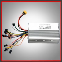 CONTROLADORA J&P 48V 28A